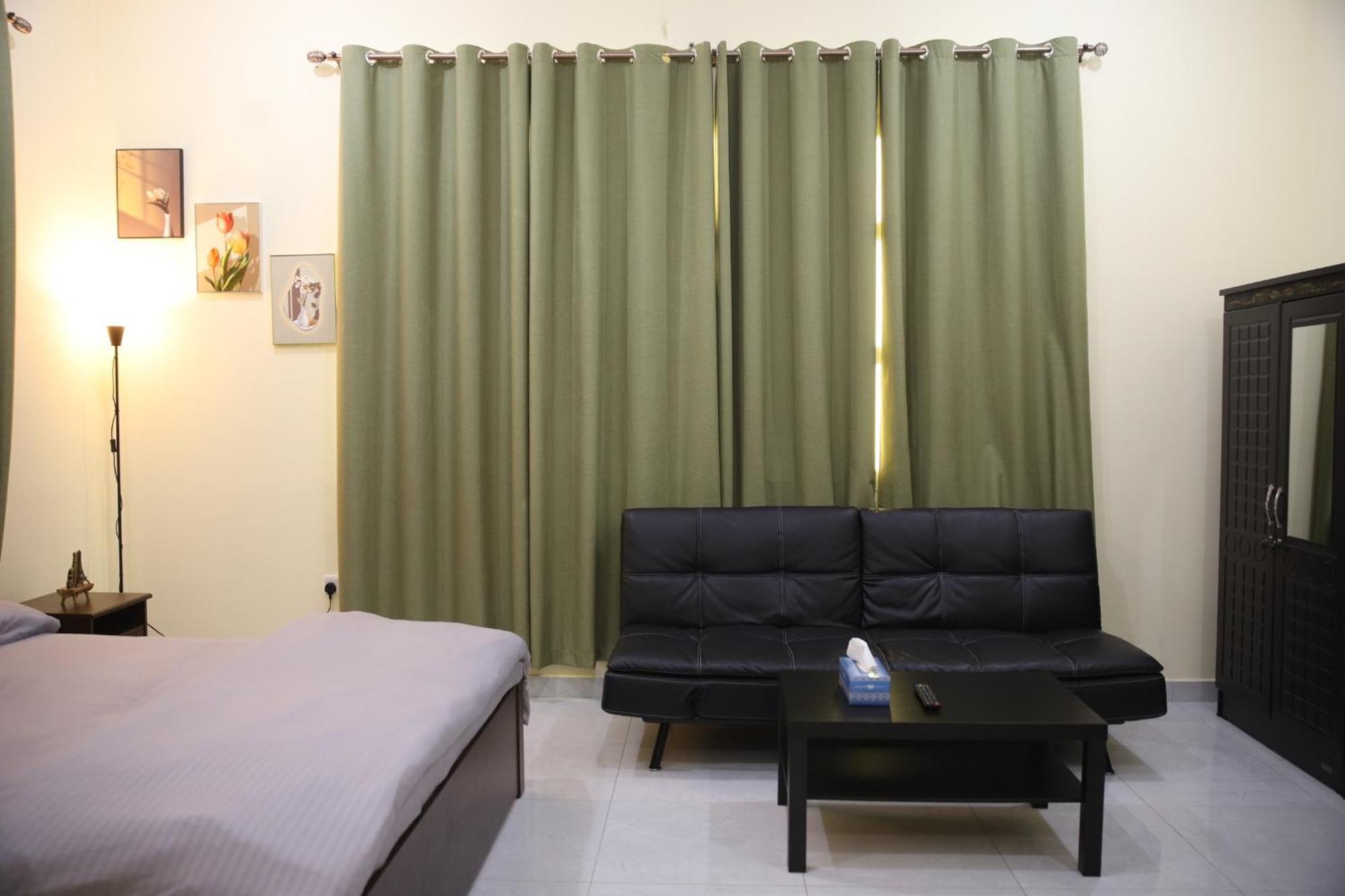 Luxury Private Studio Apartment Close To Airport Abou Dabi Extérieur photo